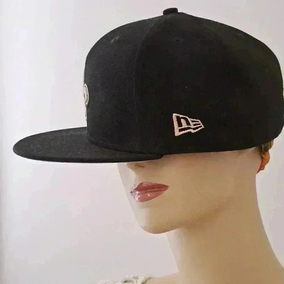 CAP Hat GREAT NEW ORLEANS TEAM GENUINE NFL - Picture 6 of 7